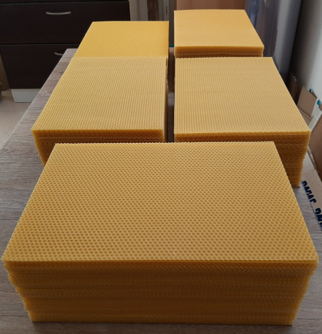 Mezistěny z včelího vosku - lité - Obrázek 3